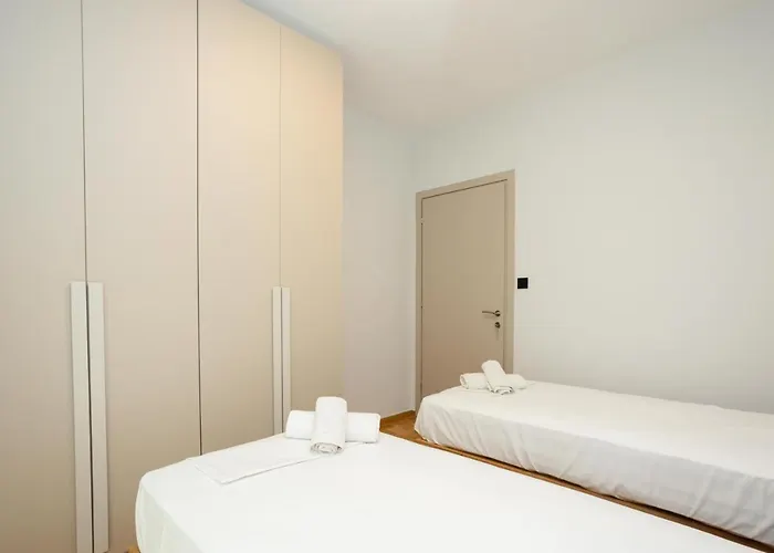 Elegance 2 Bedroom *