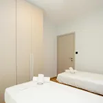 Elegance 2 Bedroom *
