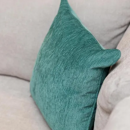 아파트 Elegance 2 Bedroom *