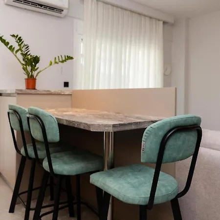 아파트 Elegance 2 Bedroom