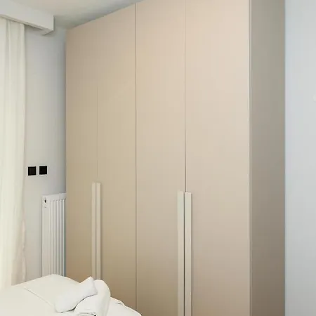 아파트 Elegance 2 Bedroom